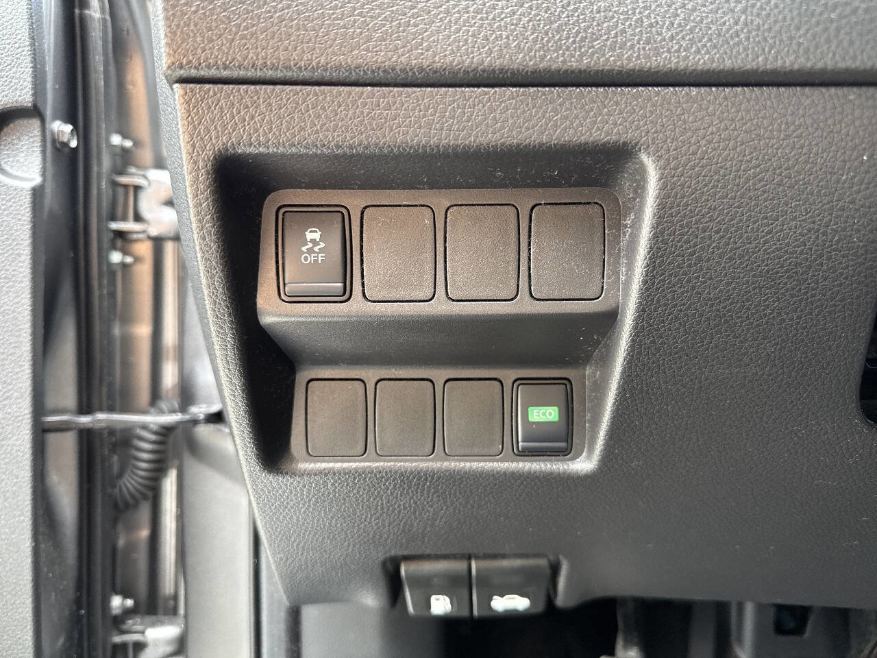 Used 2019 Nissan Rogue Sport S FWD image 34
