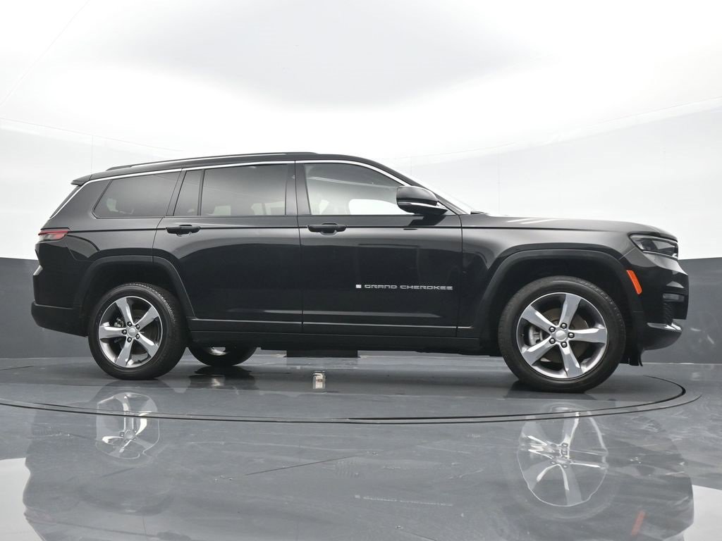 Used 2022 Jeep Grand Cherokee L Limited image 22