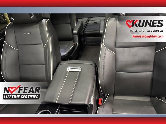 Used 2025 Cadillac Escalade Sport w/ Touring Package AWD/4WD image 18