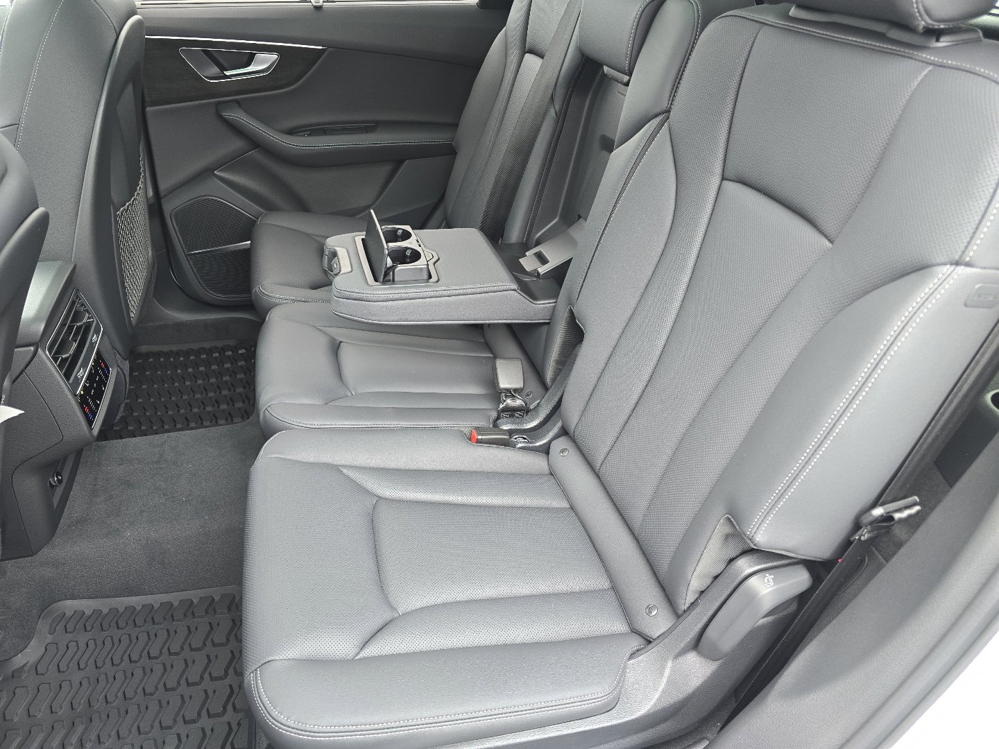 New 2026 Audi Q7 2.0T Premium Plus image 32