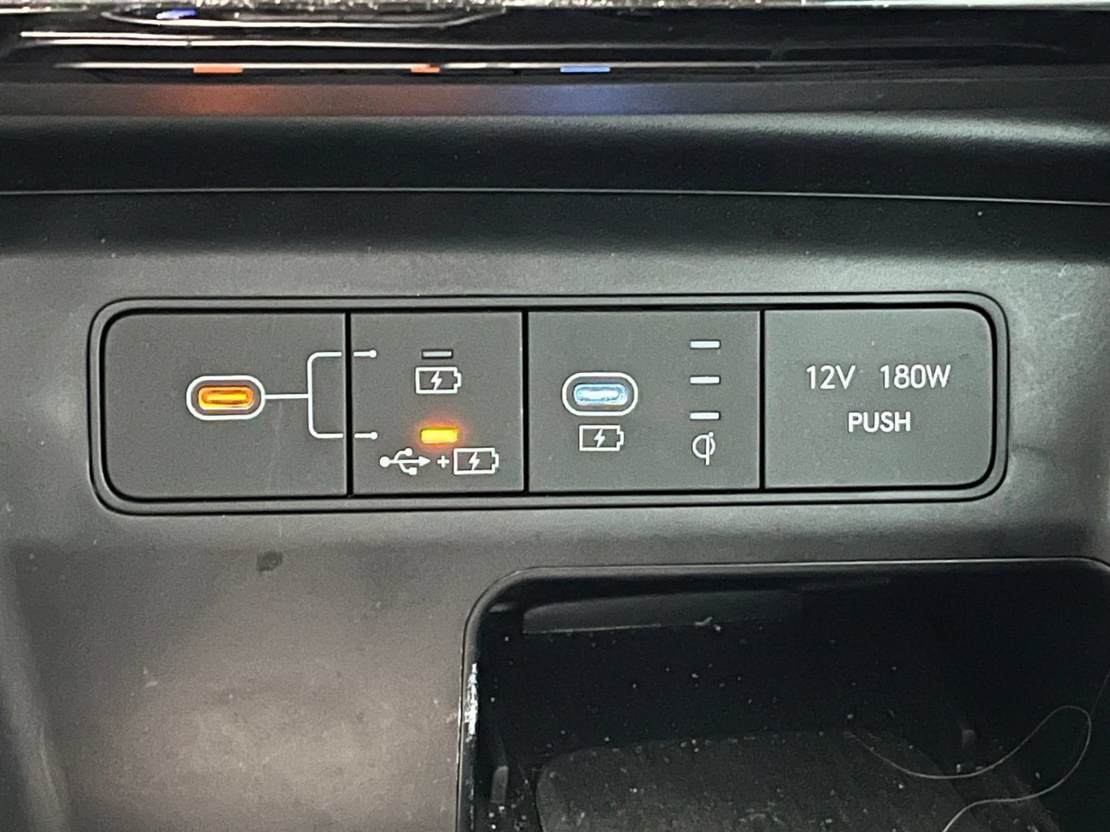 Used 2025 Hyundai Tucson SEL FWD image 24