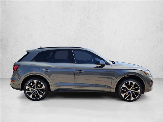 Certified 2024 Audi SQ5 Premium Plus w/ Premium Plus Package AWD/4WD image 4