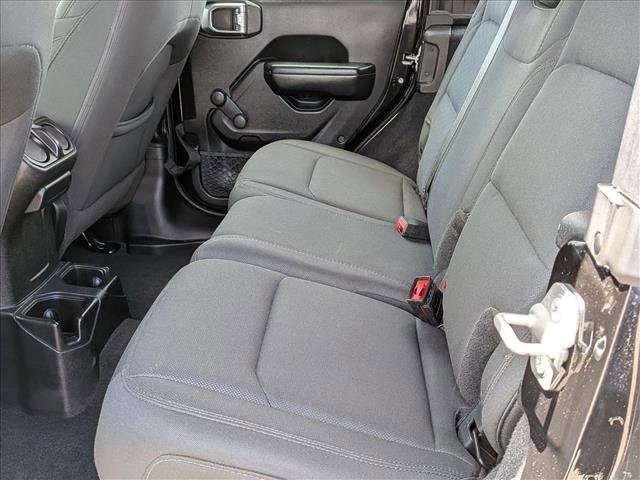 Used 2018 Jeep Wrangler Unlimited Sport AWD/4WD image 17