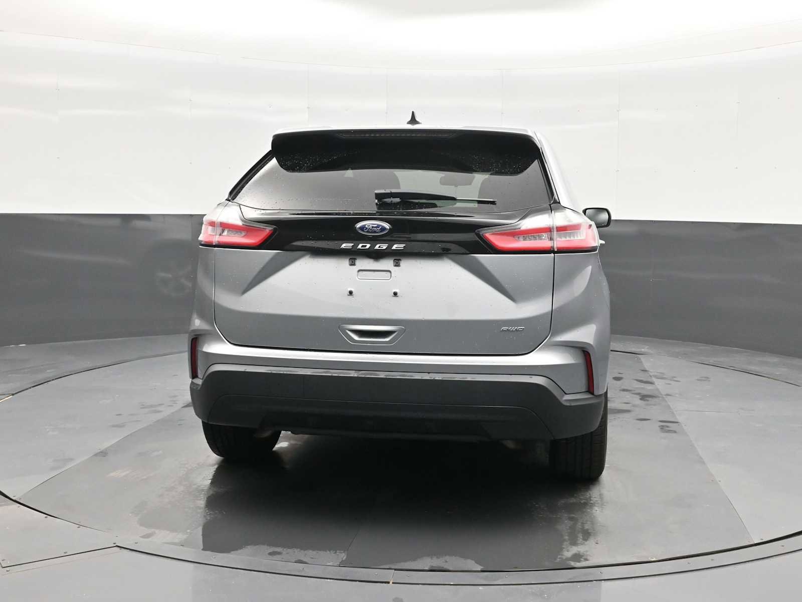 Used 2023 Ford Edge SE AWD/4WD image 8