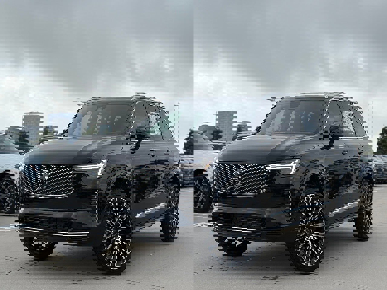 New 2026 Volvo XC90 B5 Plus