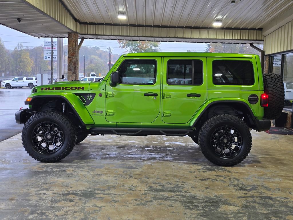 New 2025 Jeep Wrangler Unlimited Rubicon w/ Technology Group image 16