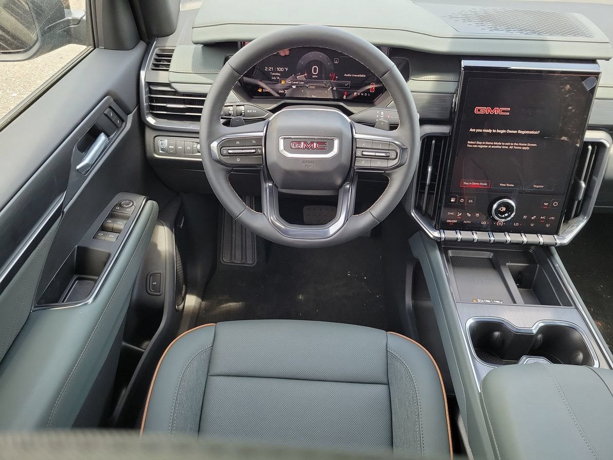 New 2026 GMC Acadia AT4 w/ Luxury Package AWD/4WD image 14
