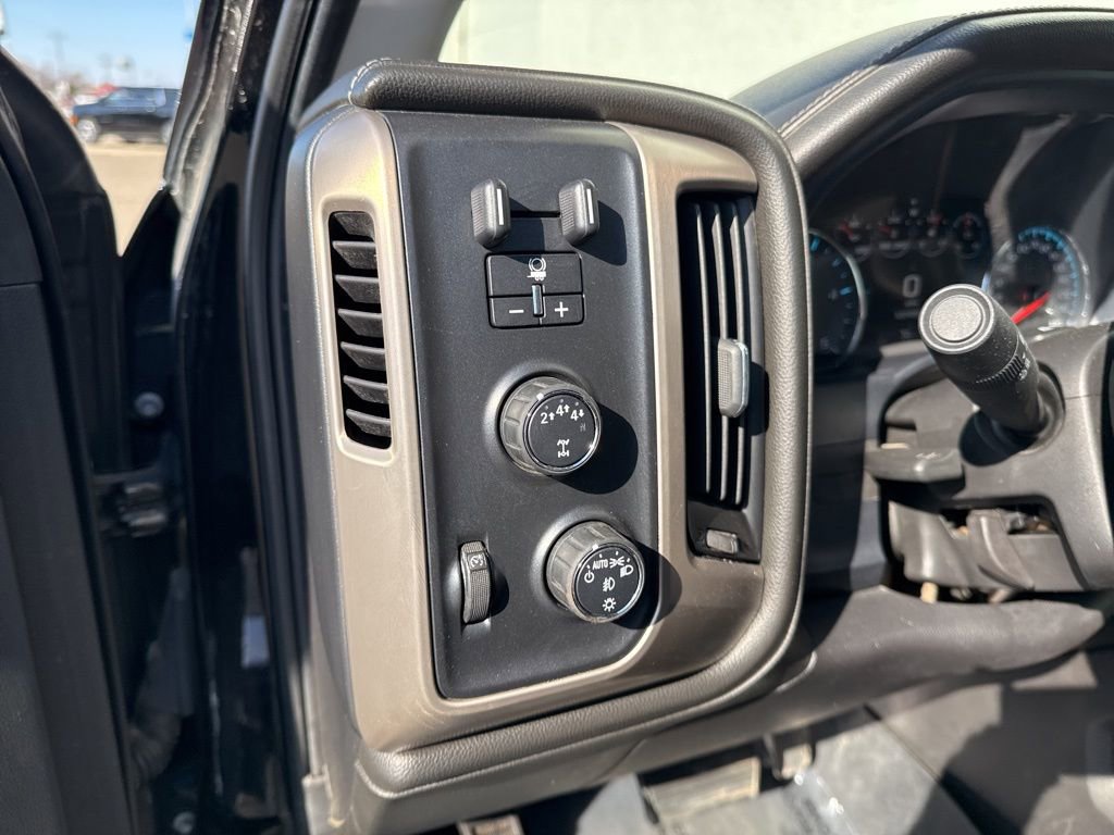 Used 2017 GMC Sierra 2500 Denali AWD/4WD image 13