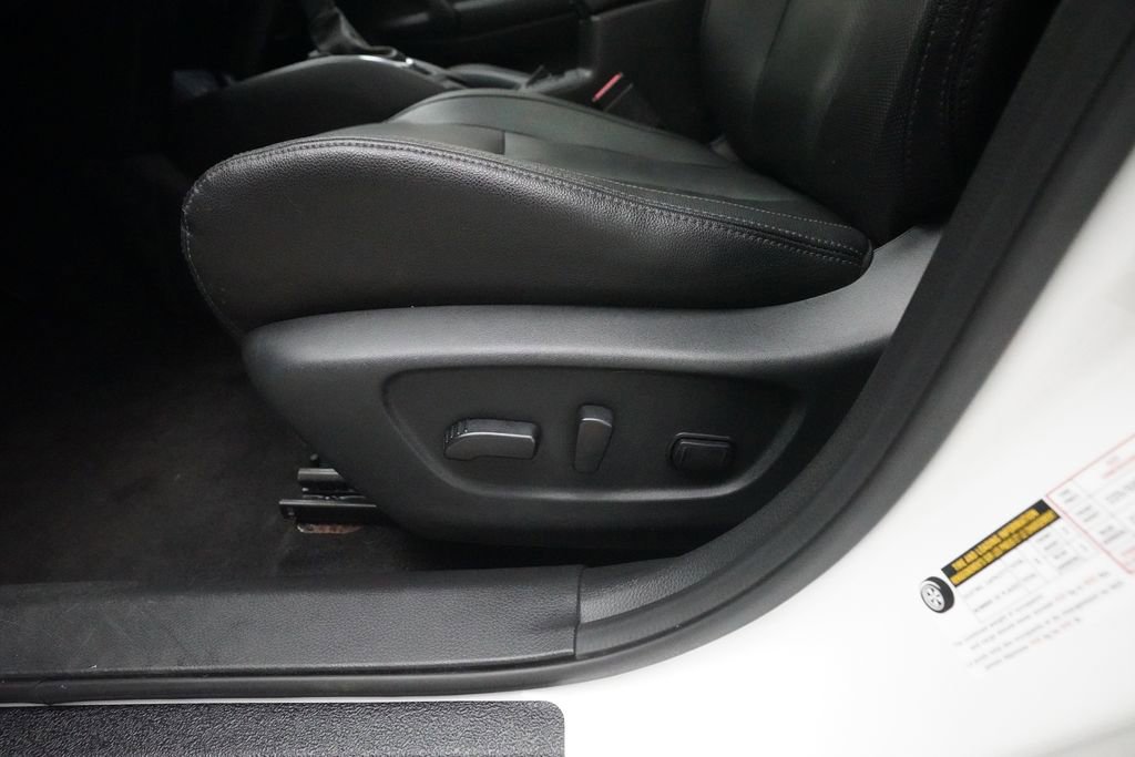 Used 2020 Nissan Rogue SL image 29