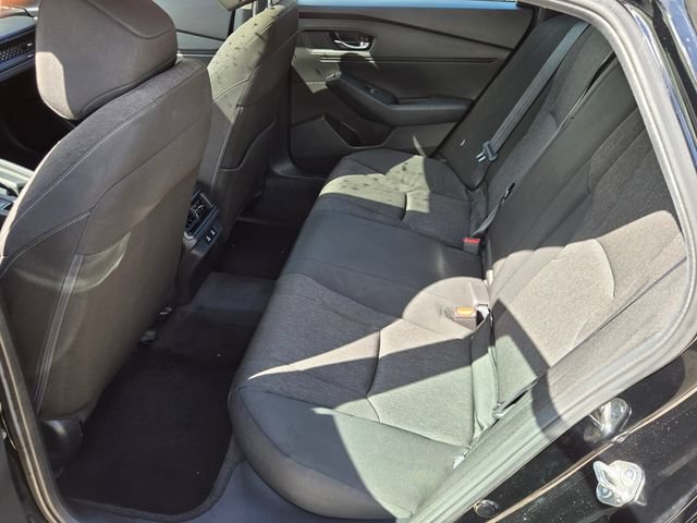 Used 2025 Honda Accord SE image 10