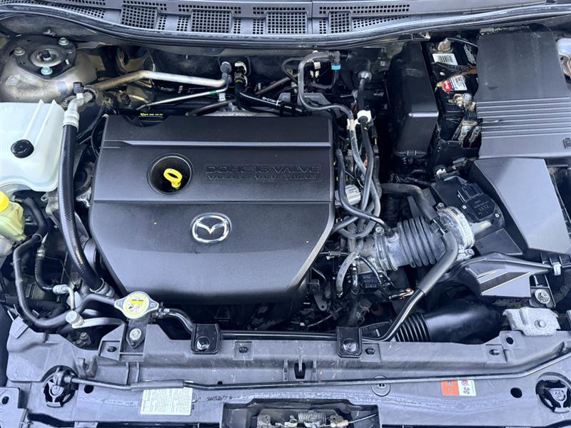 Used 2015 MAZDA MAZDA5 Sport image 31