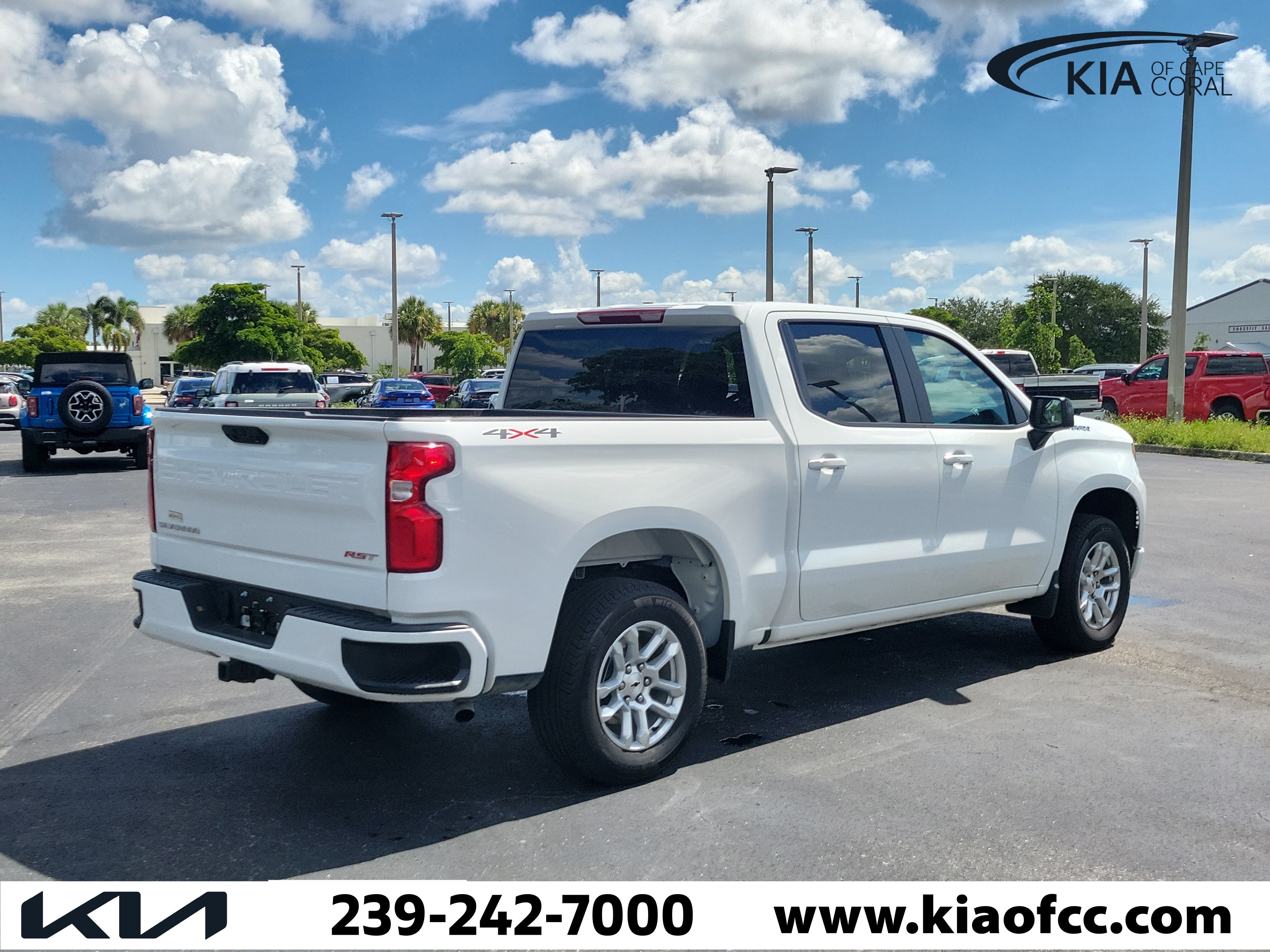 Used 2026 Chevrolet Silverado 1500 RST AWD/4WD image 6