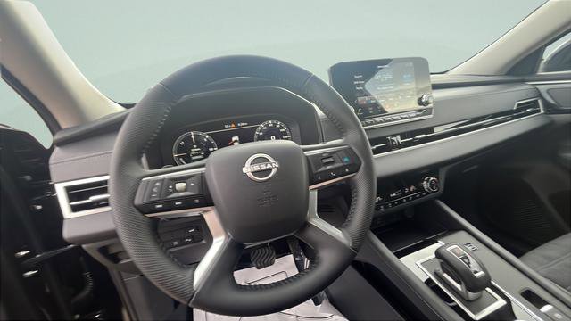 New 2026 Nissan Rogue SL AWD/4WD image 13
