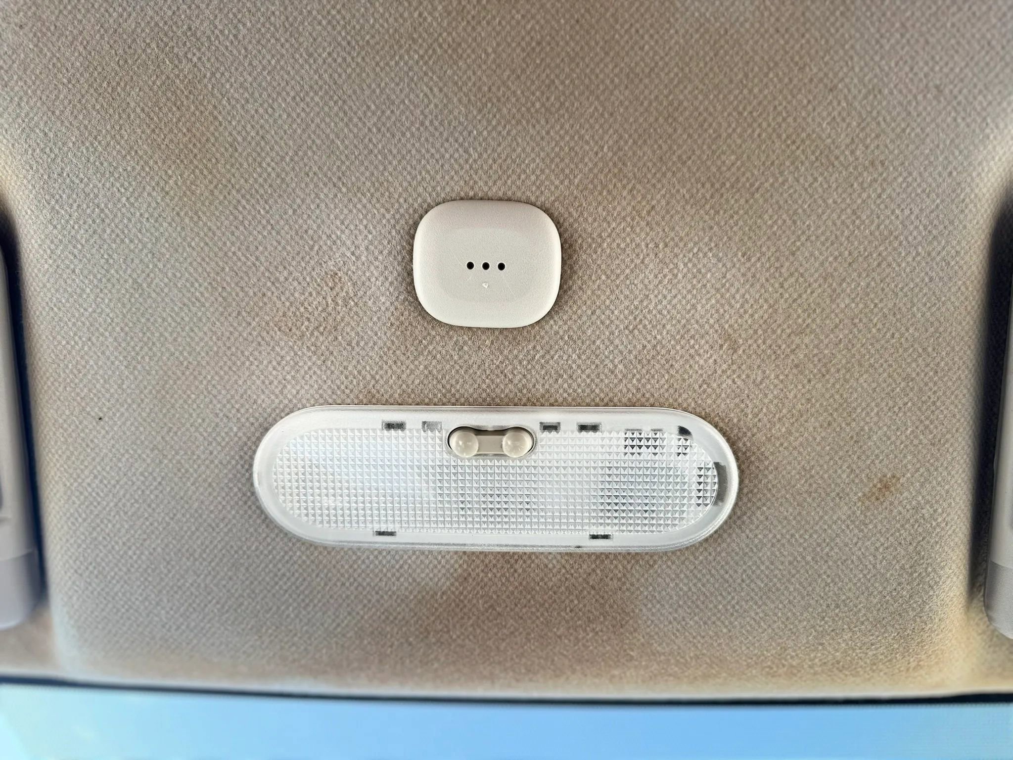 Used 2017 Nissan Versa Note SV image 25