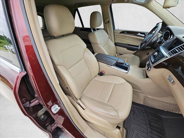 Used 2014 Mercedes-Benz ML 350 BlueTEC 4MATIC image 19