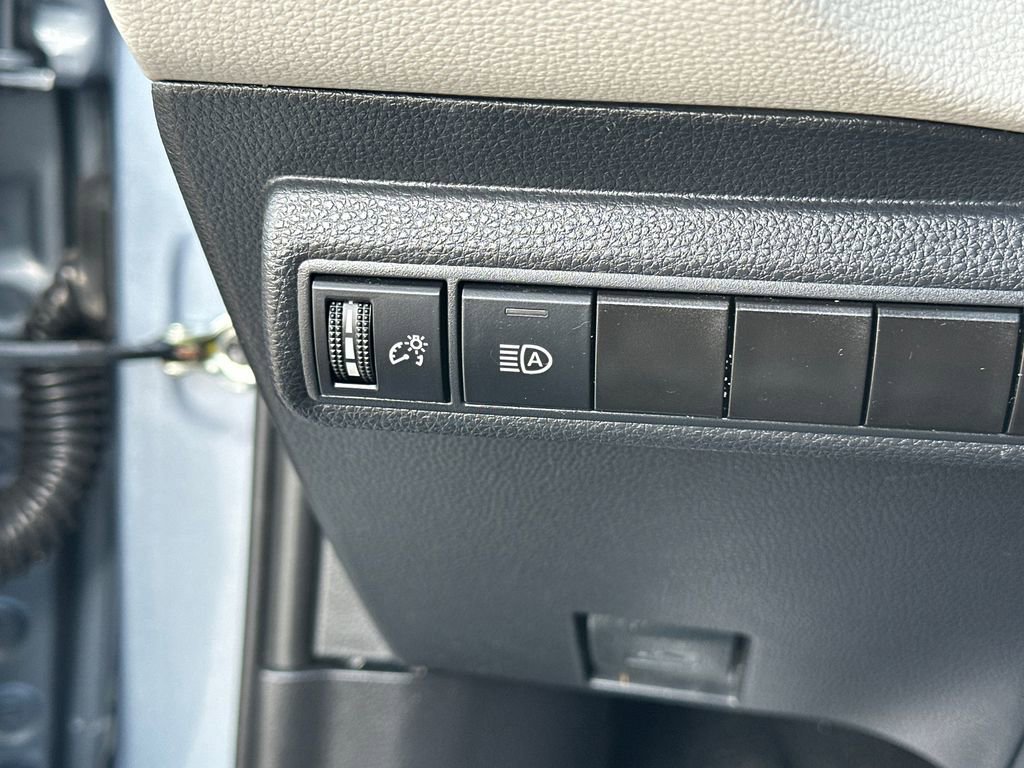 Used 2023 Toyota Corolla LE FWD image 20