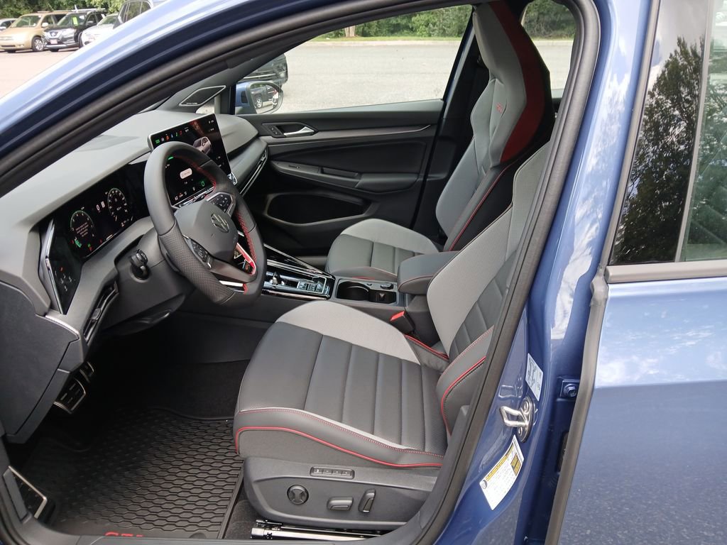 New 2025 Volkswagen GTI SE image 9