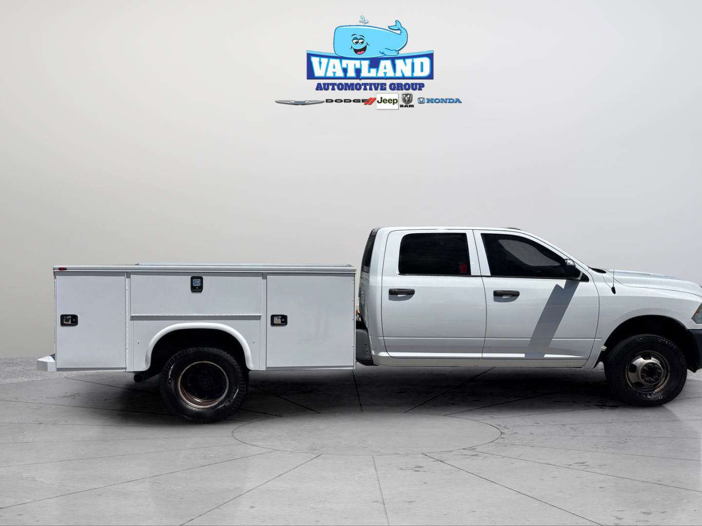 Used 2016 RAM 3500 Tradesman w/ Ambulance Prep Group RWD image 30