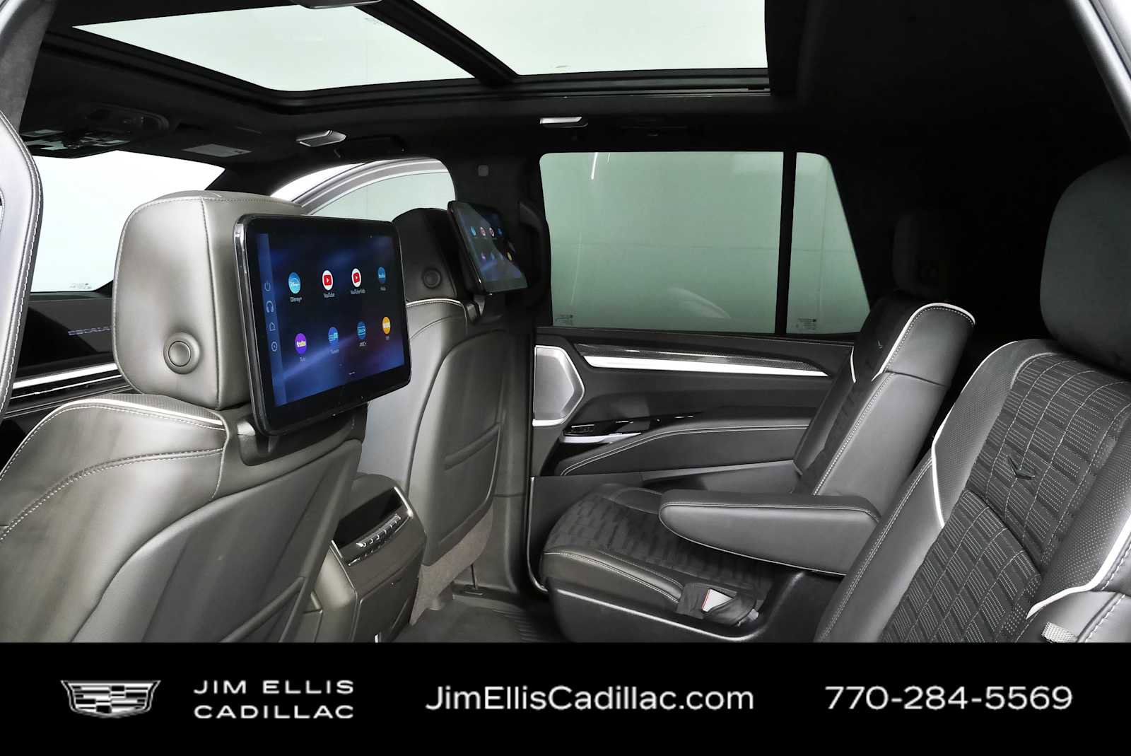 Certified 2026 Cadillac Escalade V w/ LPO, Onyx Lite Package AWD/4WD image 18