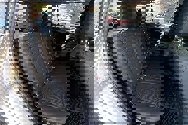 Used 2017 Toyota RAV4 LE image 25