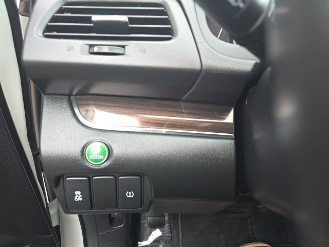 Used 2016 Honda CR-V EX-L image 18