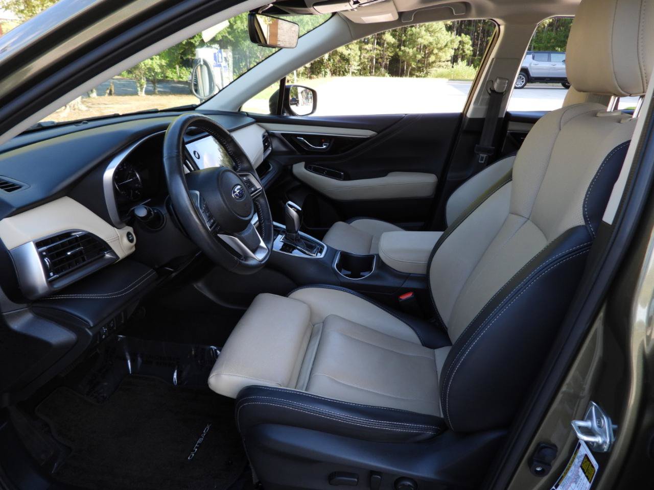 Used 2023 Subaru Outback Limited AWD/4WD image 62