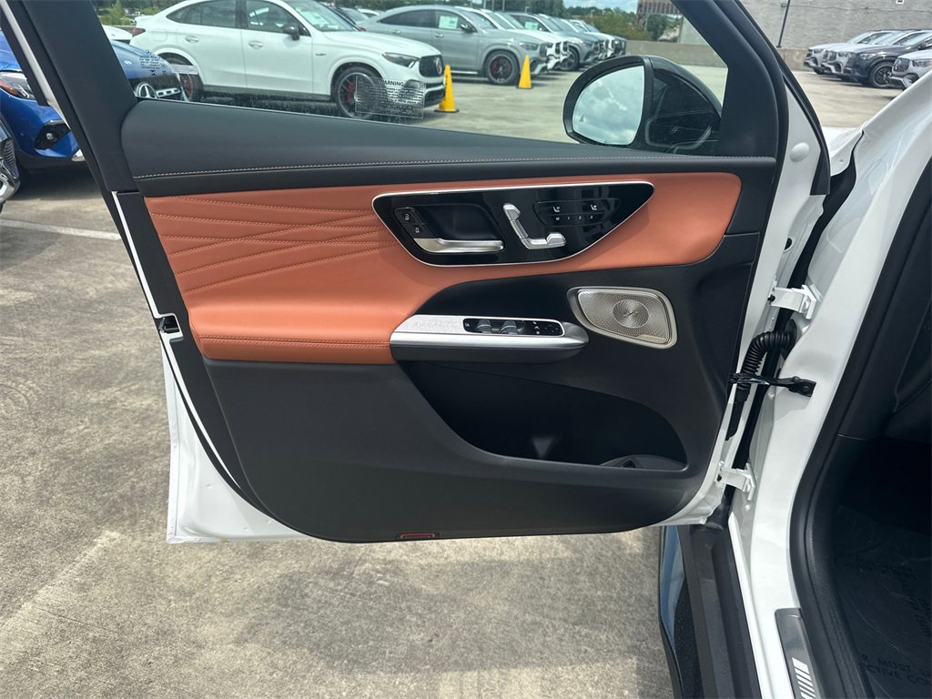 New 2025 Mercedes-Benz GLC 63 AMG S image 11