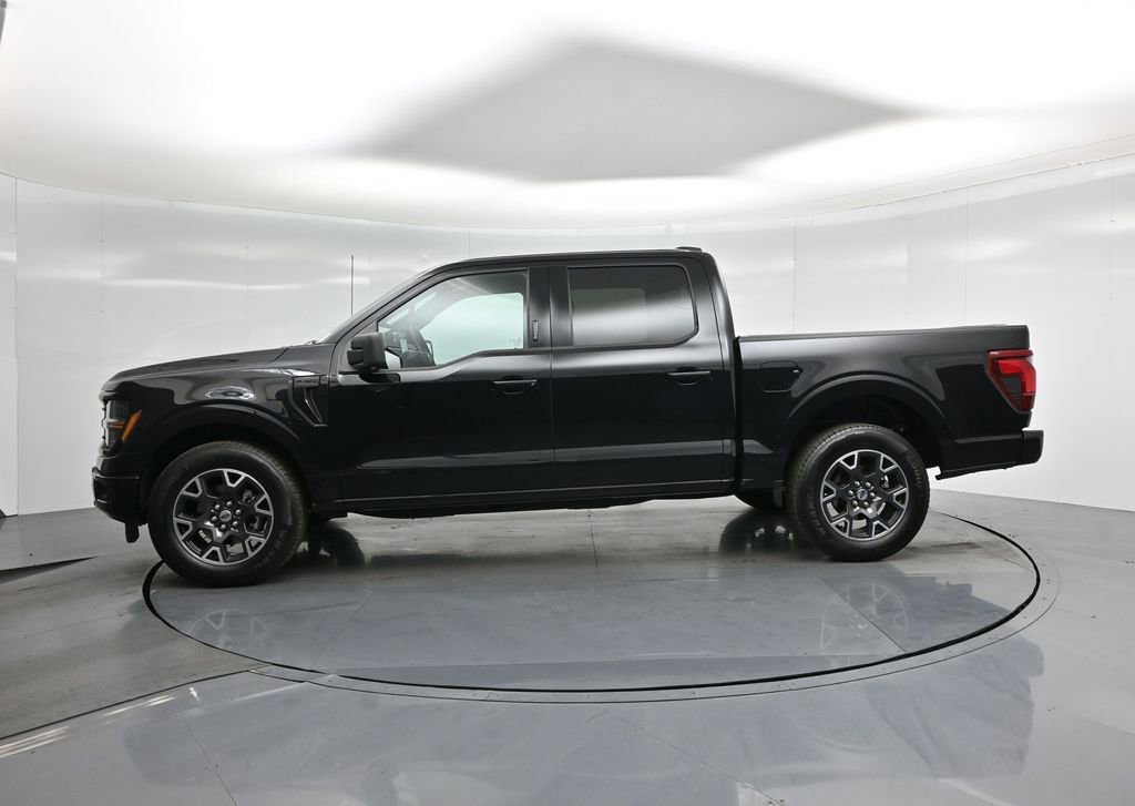 New 2024 Ford F150 XLT w/ XLT Black Appearance Package image 26
