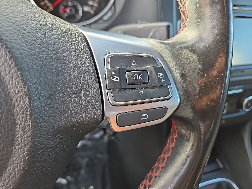 Used 2013 Volkswagen GTI 2-Door image 21