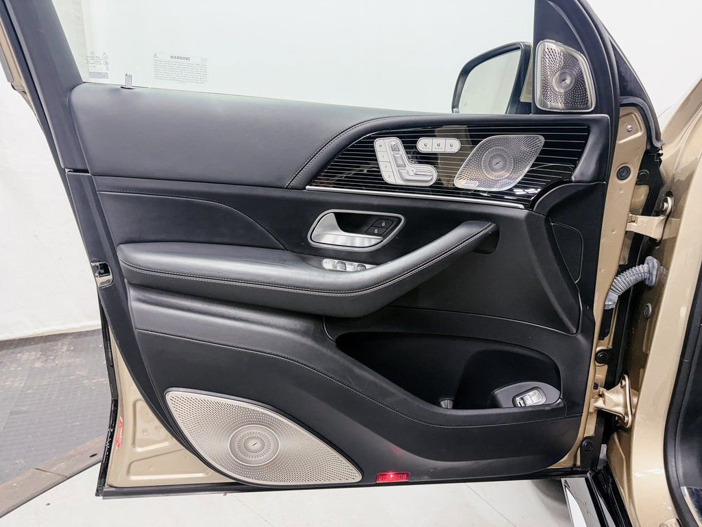 Certified 2023 Mercedes-Benz Maybach GLS 600 4MATIC image 5