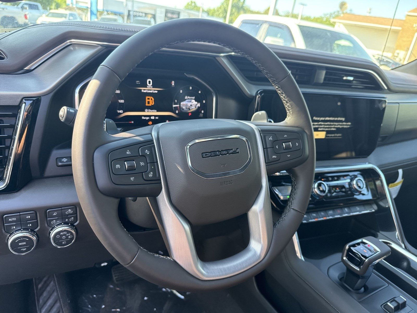 New 2026 GMC Sierra 1500 Denali w/ Denali Reserve Package AWD/4WD image 14