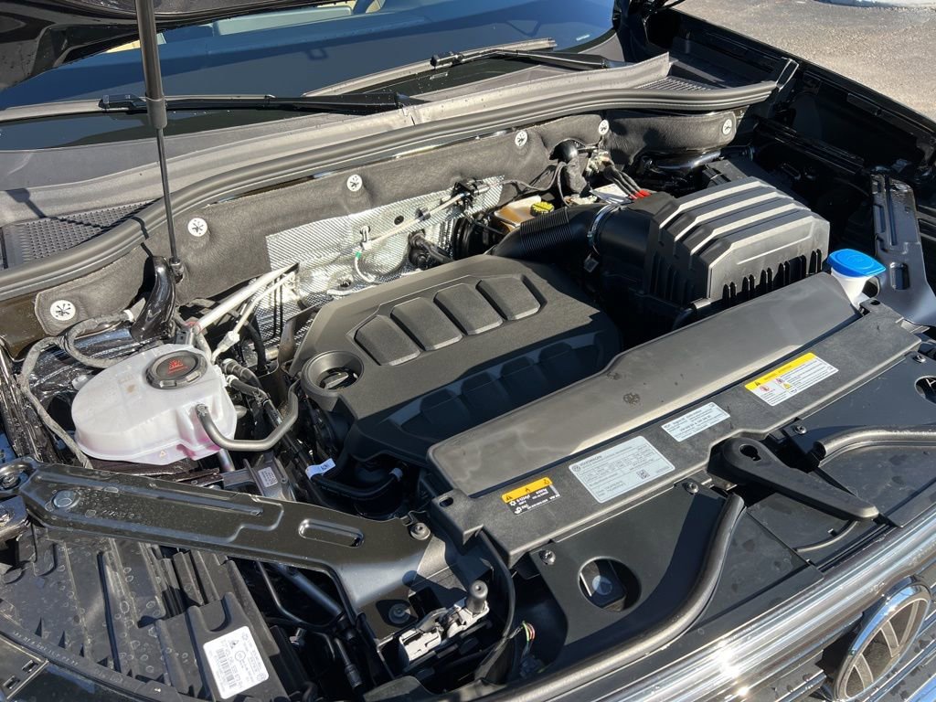 New 2026 Volkswagen Atlas Cross Sport SE image 11