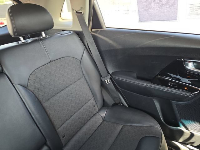 Used 2020 Kia Niro EX FWD image 14