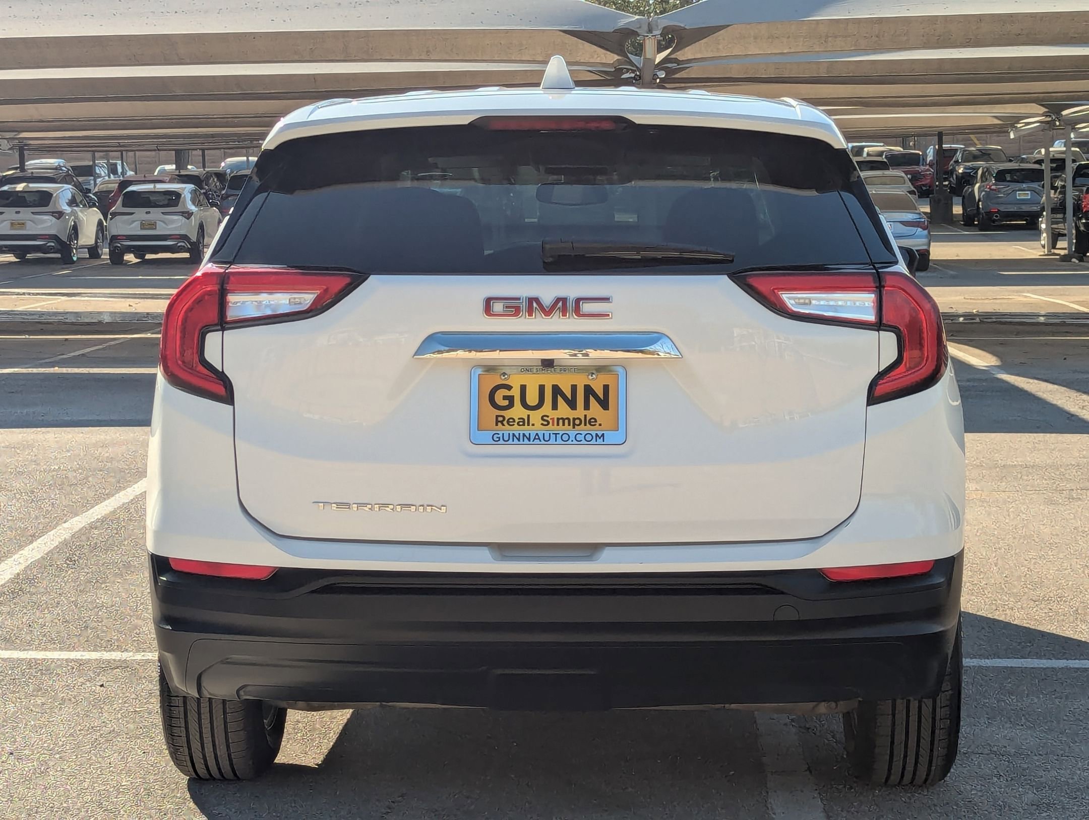 Used 2024 GMC Terrain SLE image 5