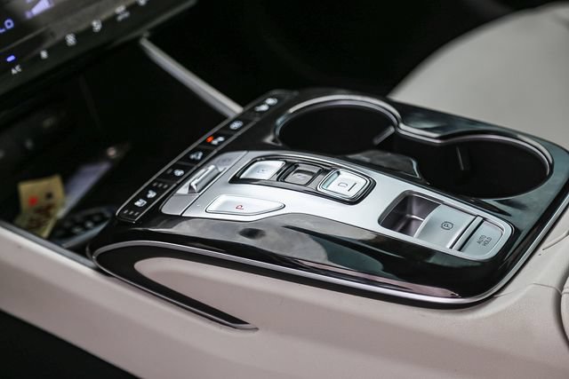 Certified 2022 Hyundai Tucson Limited FWD image 23