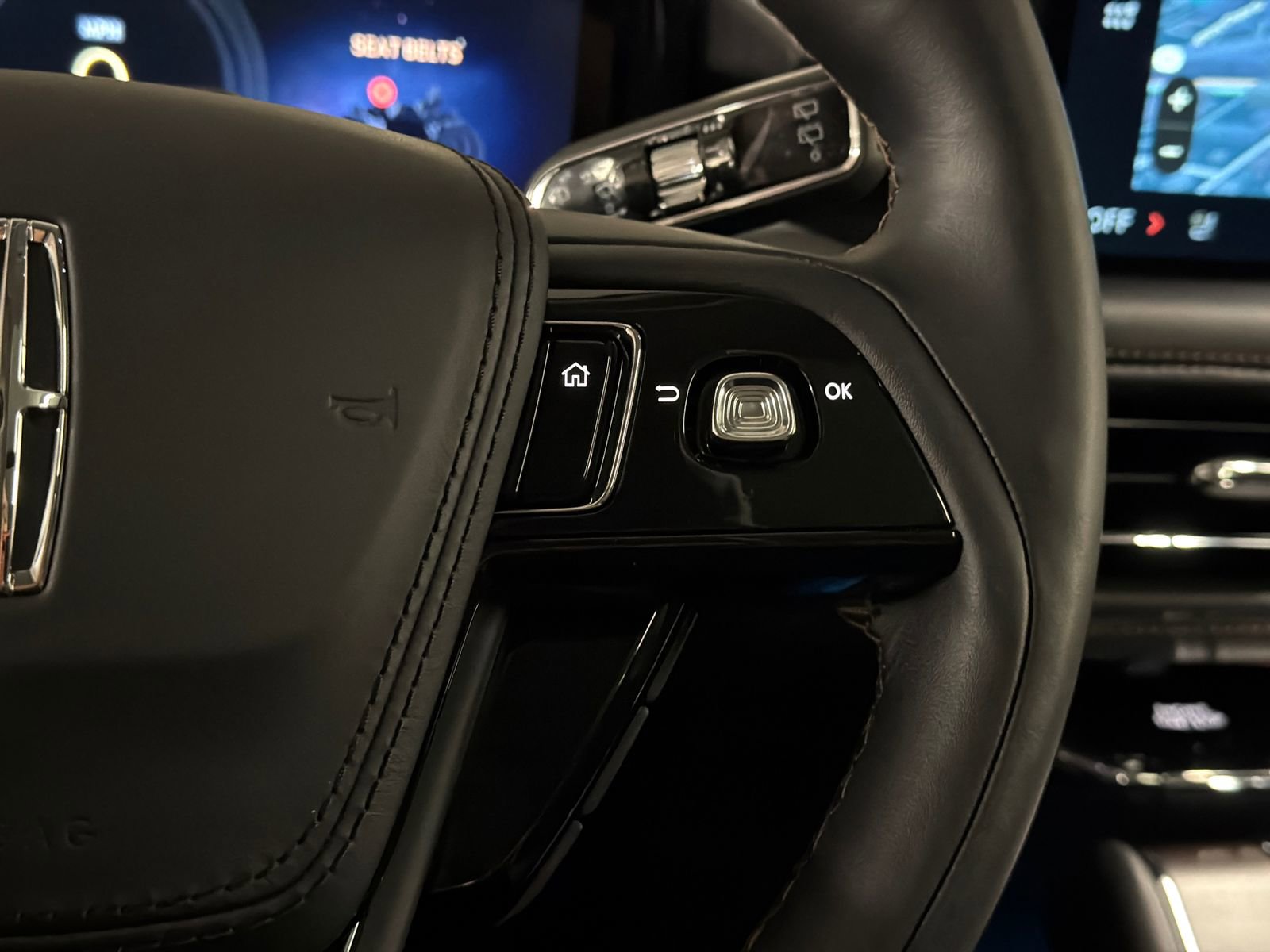 New 2026 Lincoln Aviator Reserve image 25