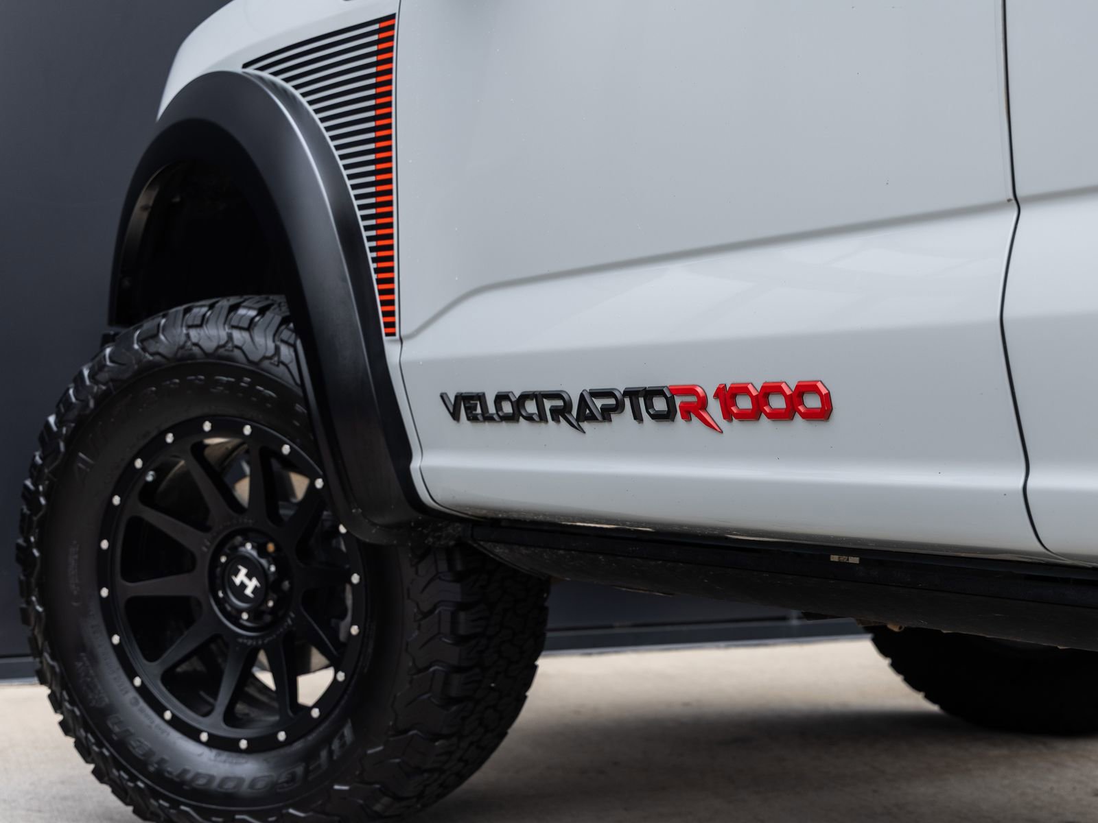 Used 2024 Ford F150 Raptor w/ Equipment Group 803A Raptor R AWD/4WD image 15