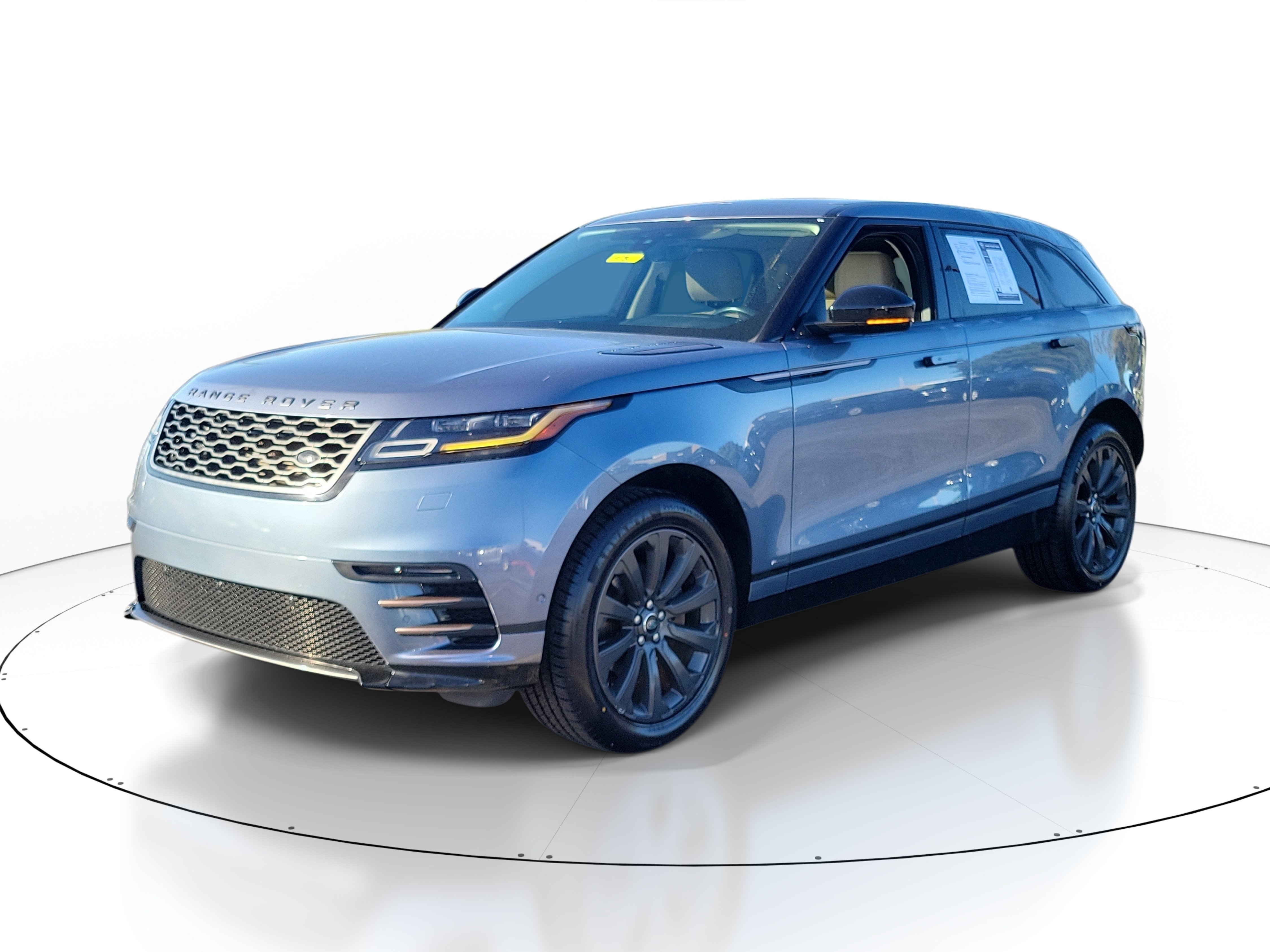 Used 2019 Land Rover Range Rover Velar R-Dynamic SE AWD/4WD image 2