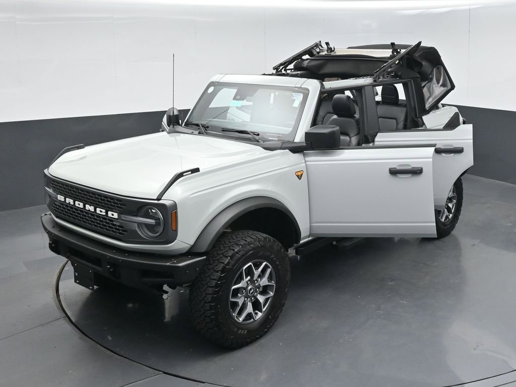 Used 2021 Ford Bronco Badlands image 57