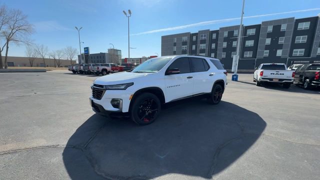 Used 2023 Chevrolet Traverse Premier w/ Redline Edition image 4