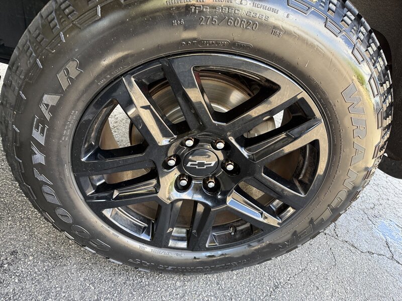 Used 2021 Chevrolet Silverado 1500 RST AWD/4WD image 10