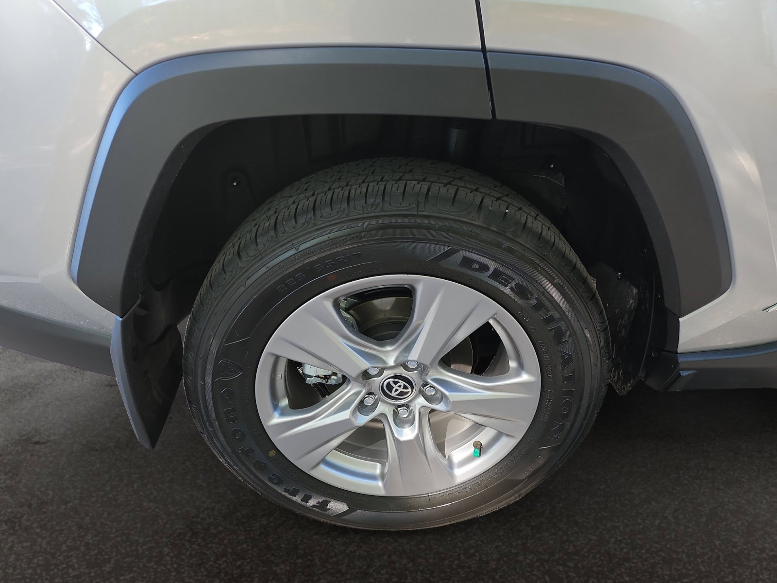 Used 2025 Toyota RAV4 XLE w/ Convenience Package AWD/4WD image 43
