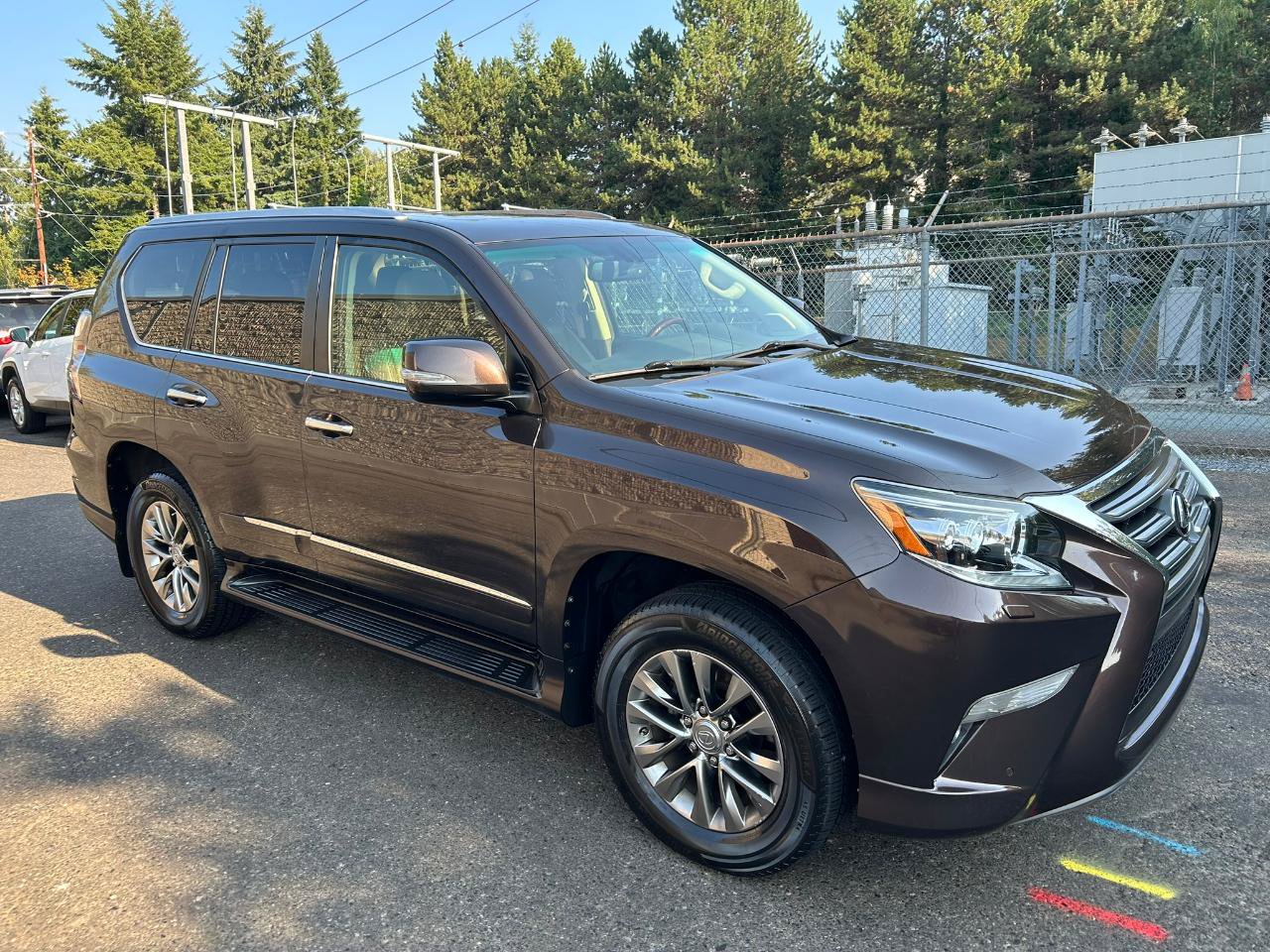 Used 2018 Lexus GX 460 Luxury AWD/4WD image 3