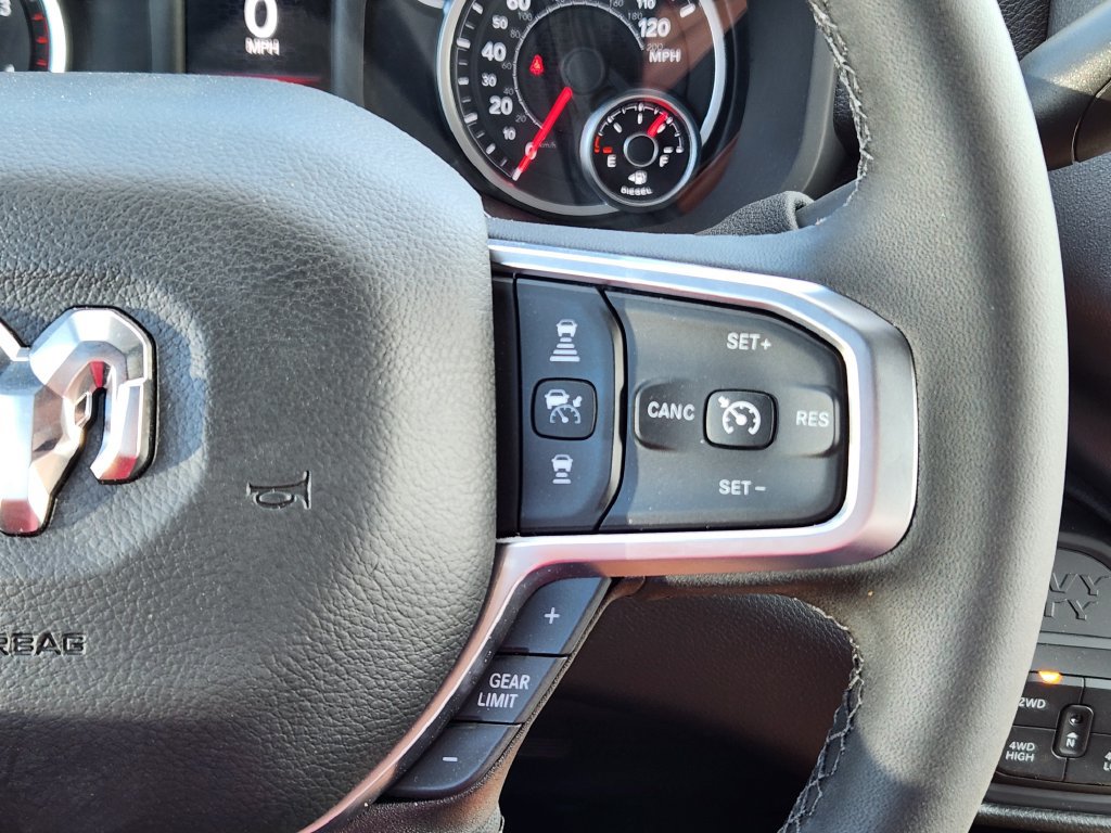 New 2026 RAM 2500 Big Horn AWD/4WD image 18