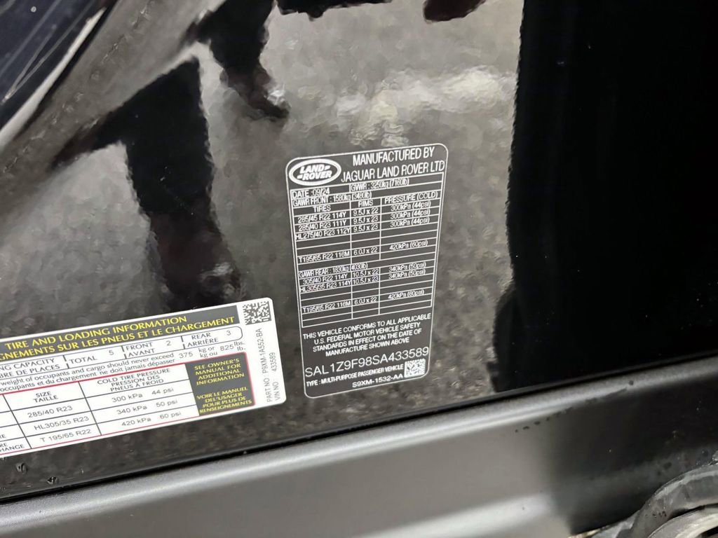 Used 2025 Land Rover Range Rover Sport SV Edition Two image 25