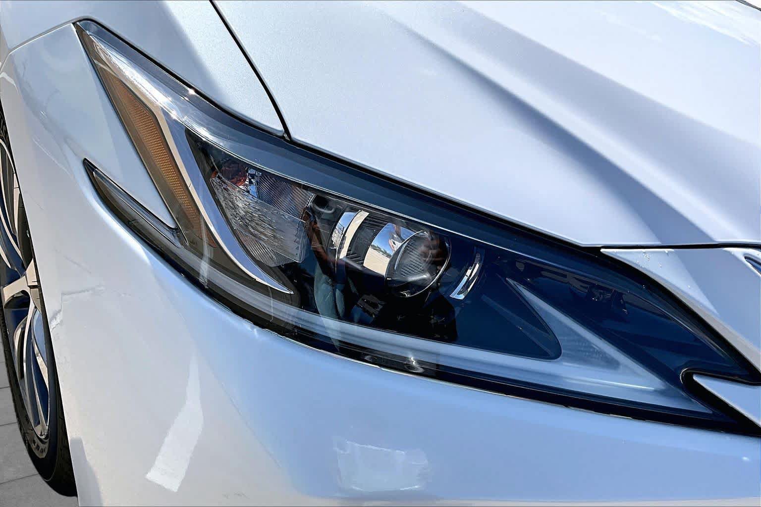 Used 2019 Lexus ES 350 w/ Premium Package FWD image 28