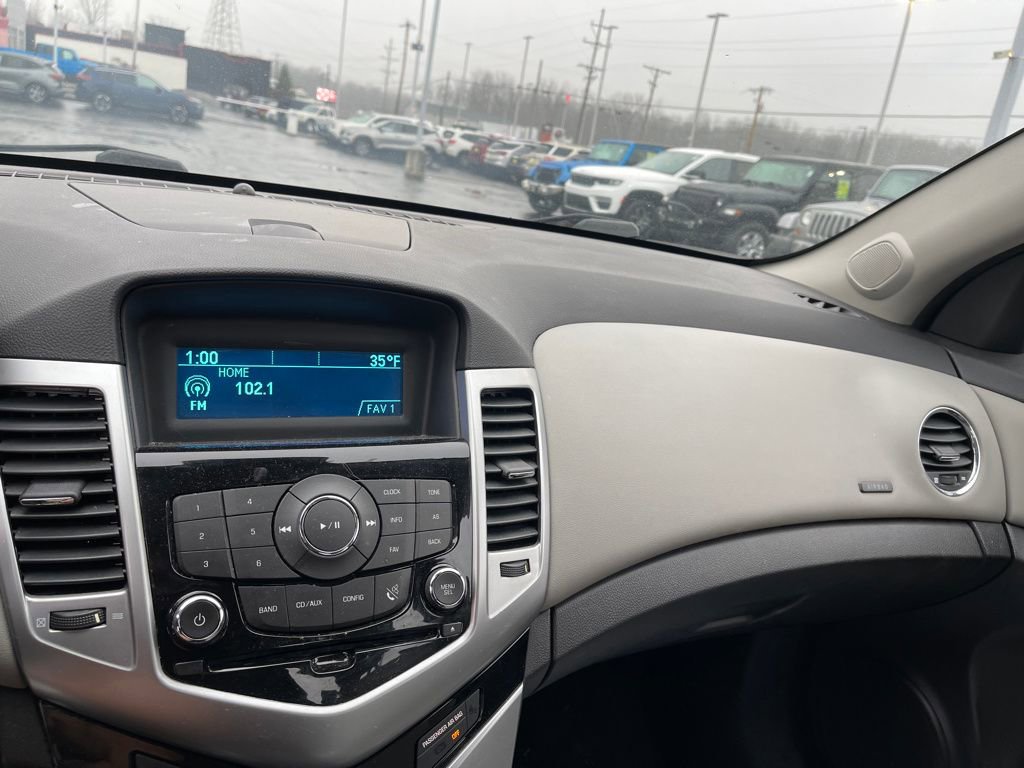 Used 2012 Chevrolet Cruze LT image 11
