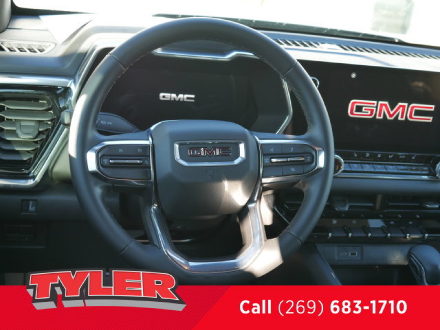 Used 2024 GMC Canyon Elevation w/ Elevation Premium Package AWD/4WD image 39