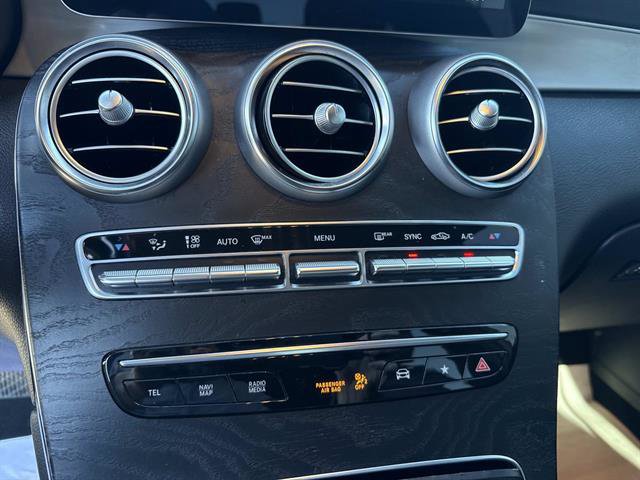 Used 2021 Mercedes-Benz GLC 300 4MATIC image 22