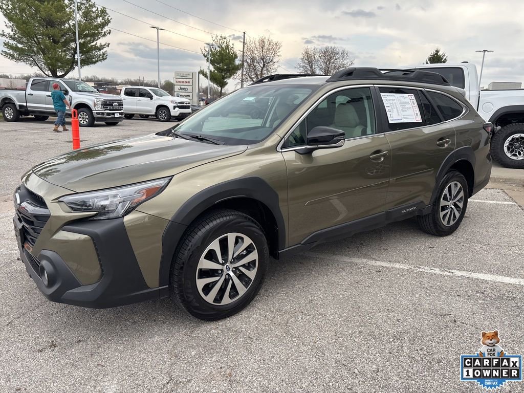 Used 2024 Subaru Outback Premium image 14
